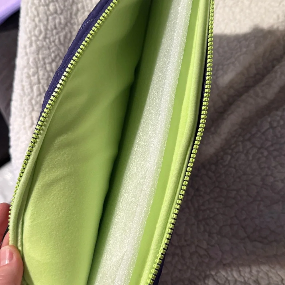 Heyday Purple Laptop Sleeve